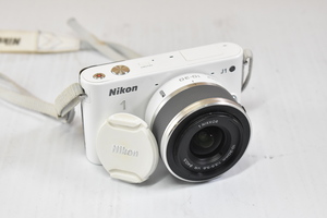 Nikon 1 J1 Mirrorless Camera with 10-30mm Lens - No Charger