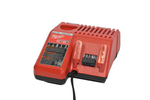 Milwaukee M12/M18 Battery Charger
