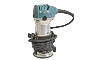 Makita RT0701C Corded Router