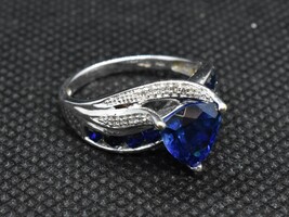 10K Gold Sapphire Ladies Ring