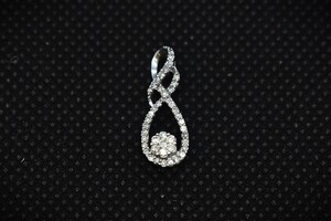 10K Gold Pendant with Clear Gems