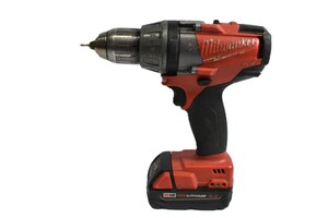 Milwaukee M18 Drill Driver & 2.0 Battery 