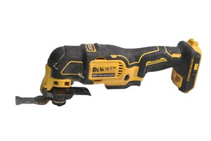 DeWALT 20V MAX Cordless Brushless Multi-Tool - Tool-Only