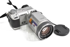 Sony Cyber-Shot 5.0MP Pivoting Camera