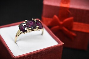 10K Gold Ring with Purple Gems
