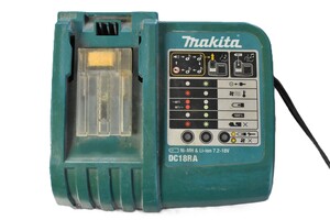 Makita Battery Charger dDC18RAS