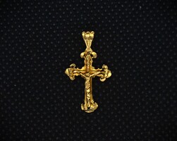 10K Gold Crucifix Pendant