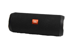 JBL Flip 4 Bluetooth Speaker