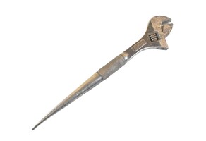 DeWALT Adjustable Crescent Spud Wrench
