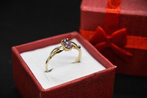 10K Gold Amethyst Ring