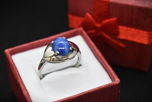14k Gold Star Sapphire Ring