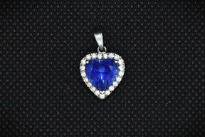 925 Silver Pendant with Blue Gem