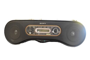 Sony Psyc CD player/ Radio ZS-SN10