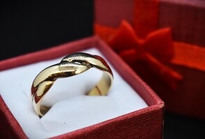 10K Gold Braided Band