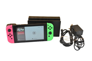 Nintendo Switch Regular Console Kit 