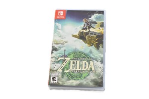 zelda tears of the kingdom nintendo switch game - cib