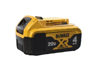 Dewalt XR 20v 4AH