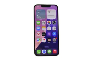 Apple iPhone 13 Smartphone - 256GB (iOS 26)