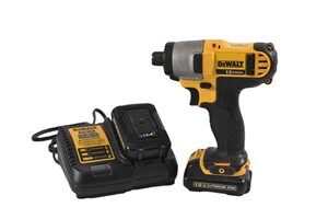 DeWALT 12V MAX Cordless Impact Driver Kit