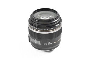 Canon 60mm f/2.8 EF-S USM Macro Lens