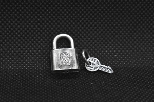 Pandora Lock and Key Pendant Set