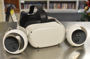 Meta Quest 2 VR Headset - 128GB