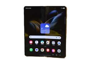 Samsung Galaxy Z Fold4 Smartphone - 256GB